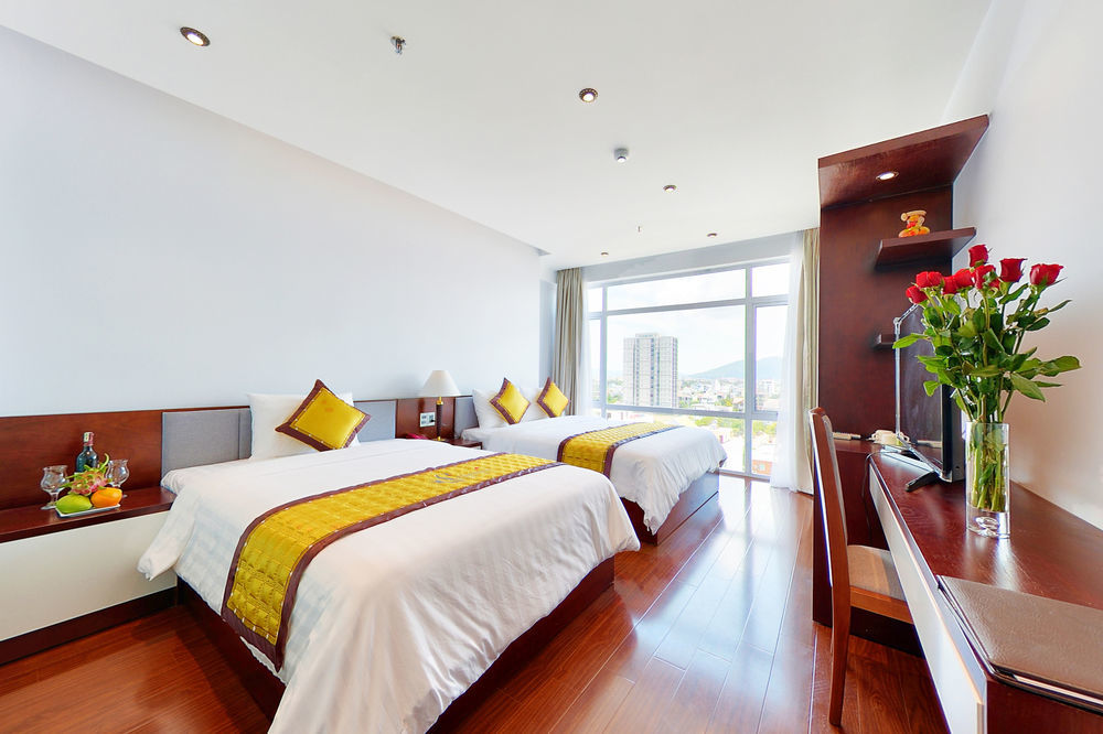 Rosetta Beach Hotel & Apartment Дананг Екстериор снимка